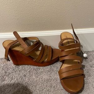 Size 9 lucky brand wedge heels